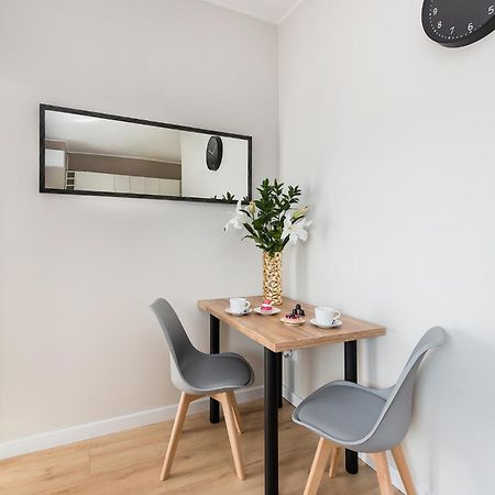 Central Apartments By Bed&Bath Krakow Ngoại thất bức ảnh