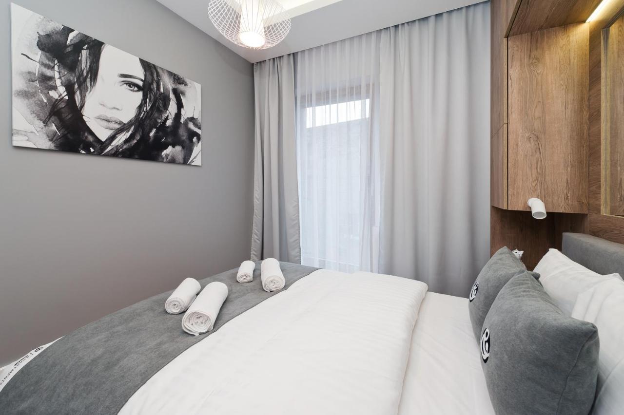 Central Apartments By Bed&Bath Krakow Ngoại thất bức ảnh