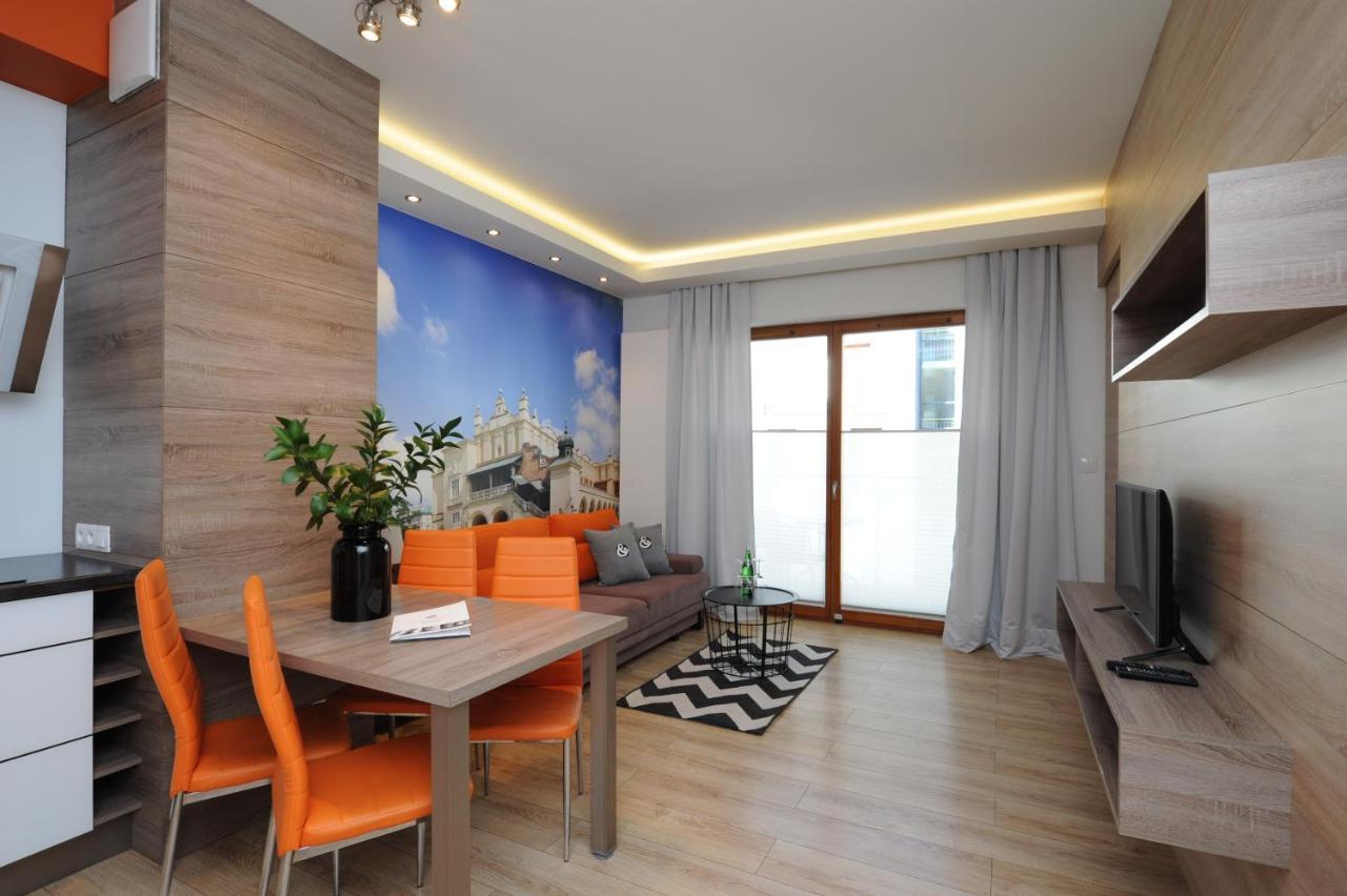 Central Apartments By Bed&Bath Krakow Ngoại thất bức ảnh