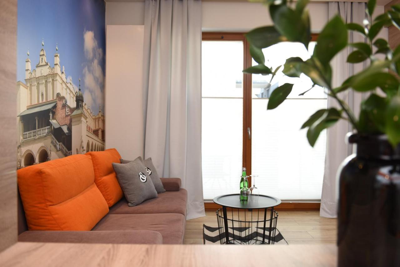 Central Apartments By Bed&Bath Krakow Ngoại thất bức ảnh