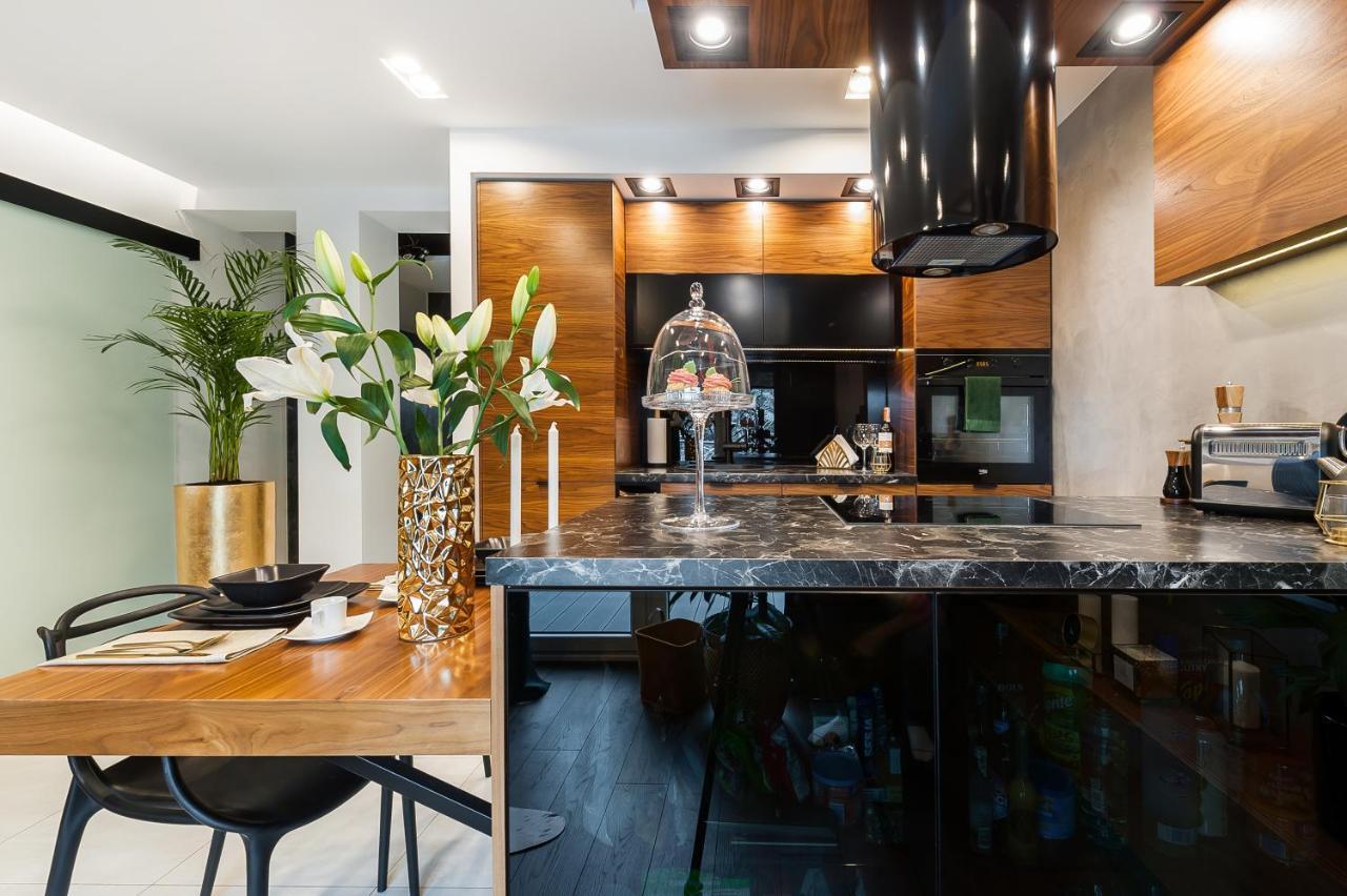 Central Apartments By Bed&Bath Krakow Ngoại thất bức ảnh
