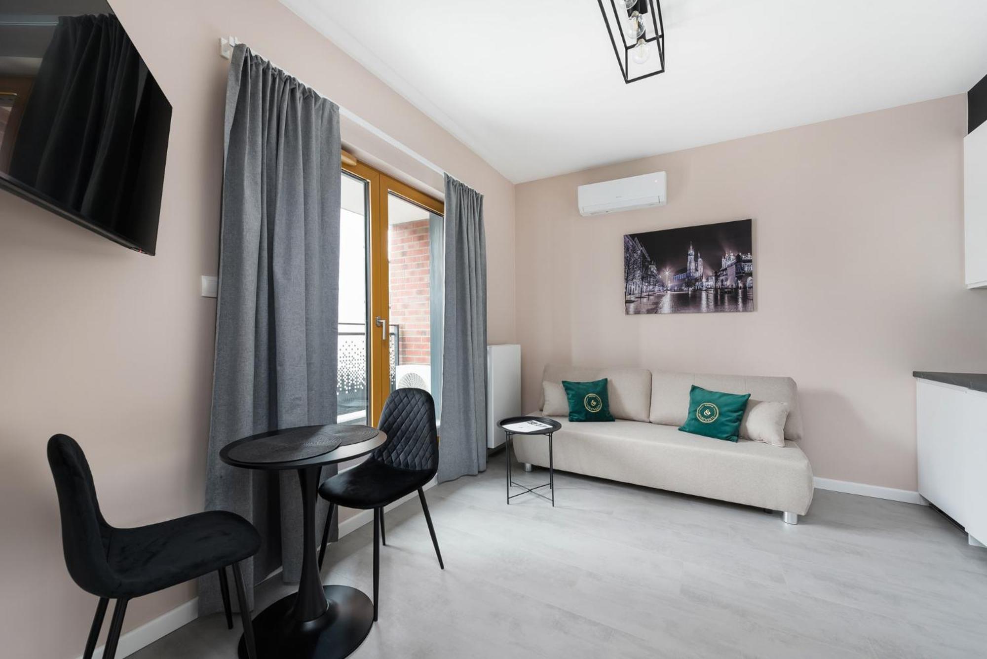 Central Apartments By Bed&Bath Krakow Ngoại thất bức ảnh
