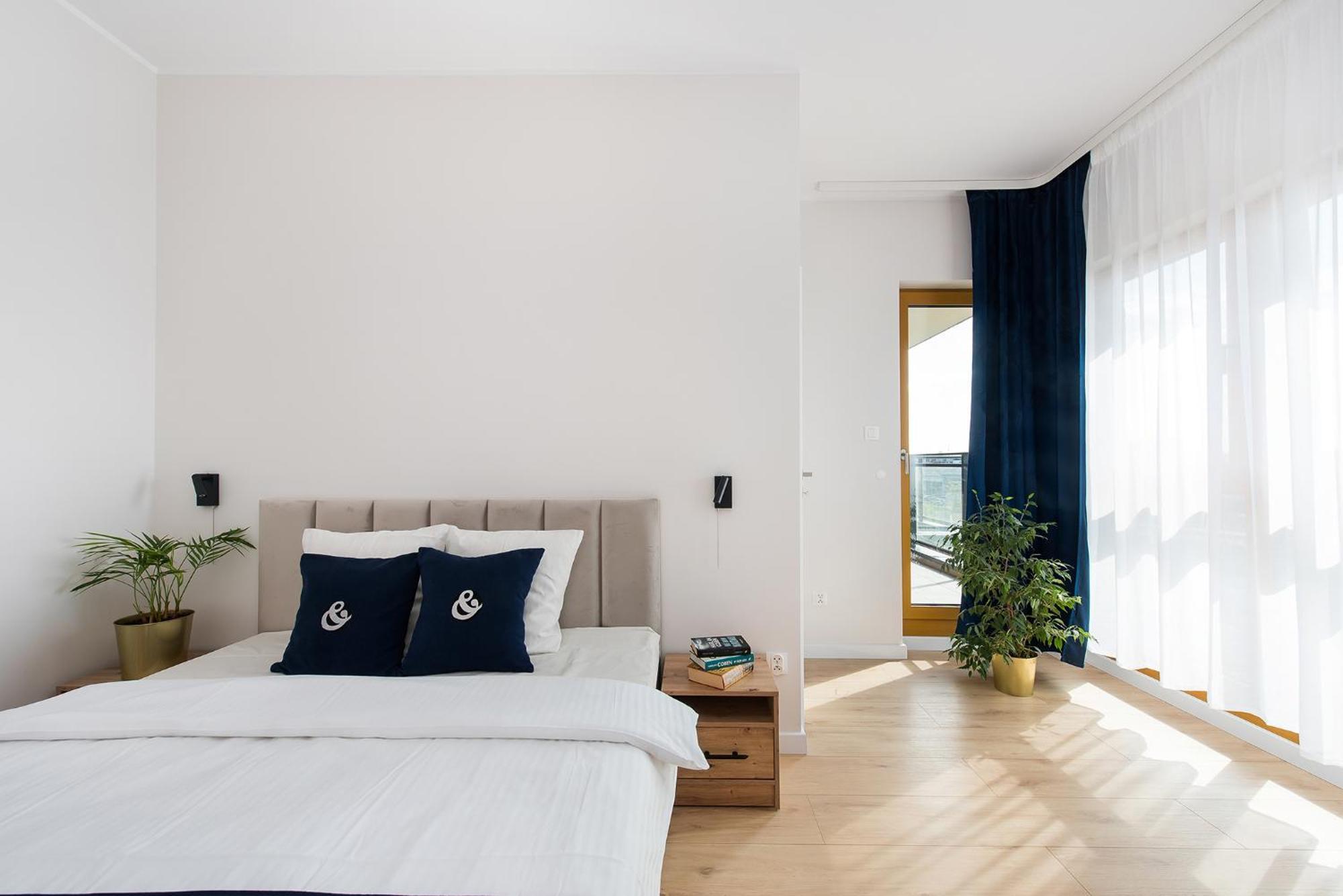Central Apartments By Bed&Bath Krakow Ngoại thất bức ảnh